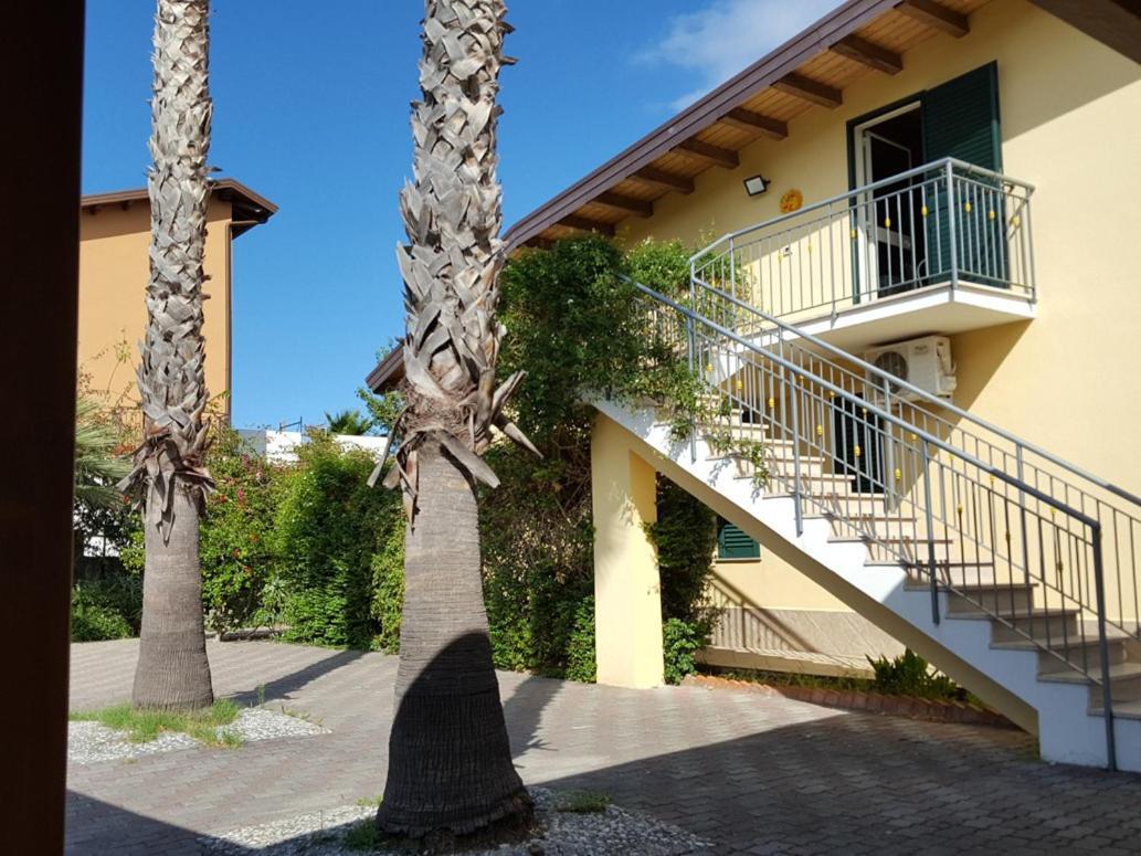 Villa Gabriella Patti Exterior foto